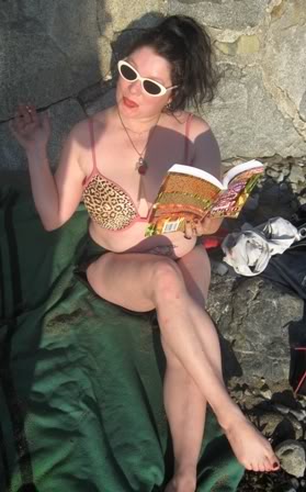 bikinicladGerryJen