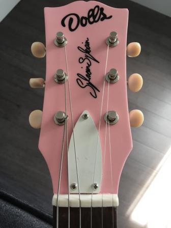 Think Pink: JT Junior guitar in Jerry Nolan Pink, which Sylvain had made last year in tribute to Johnny Thunders and Jerry Nolan. Hand made by Scott Sheldon California MCi custom guitar shop.